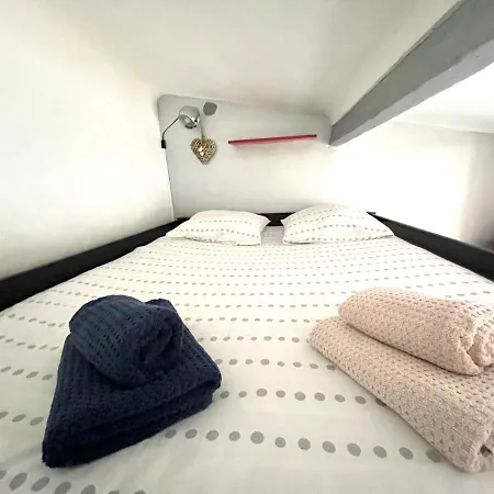 Apartment Maisonnette Bas Suquet, Proche Et Palais Cannes